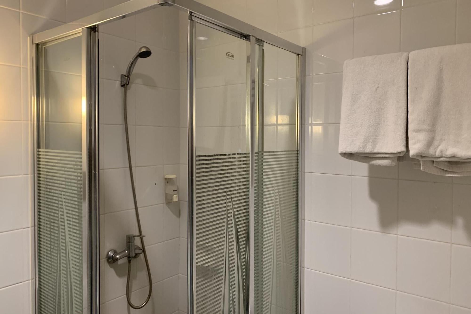 Hotel Glodok Plaza Джакарта Екстериор снимка