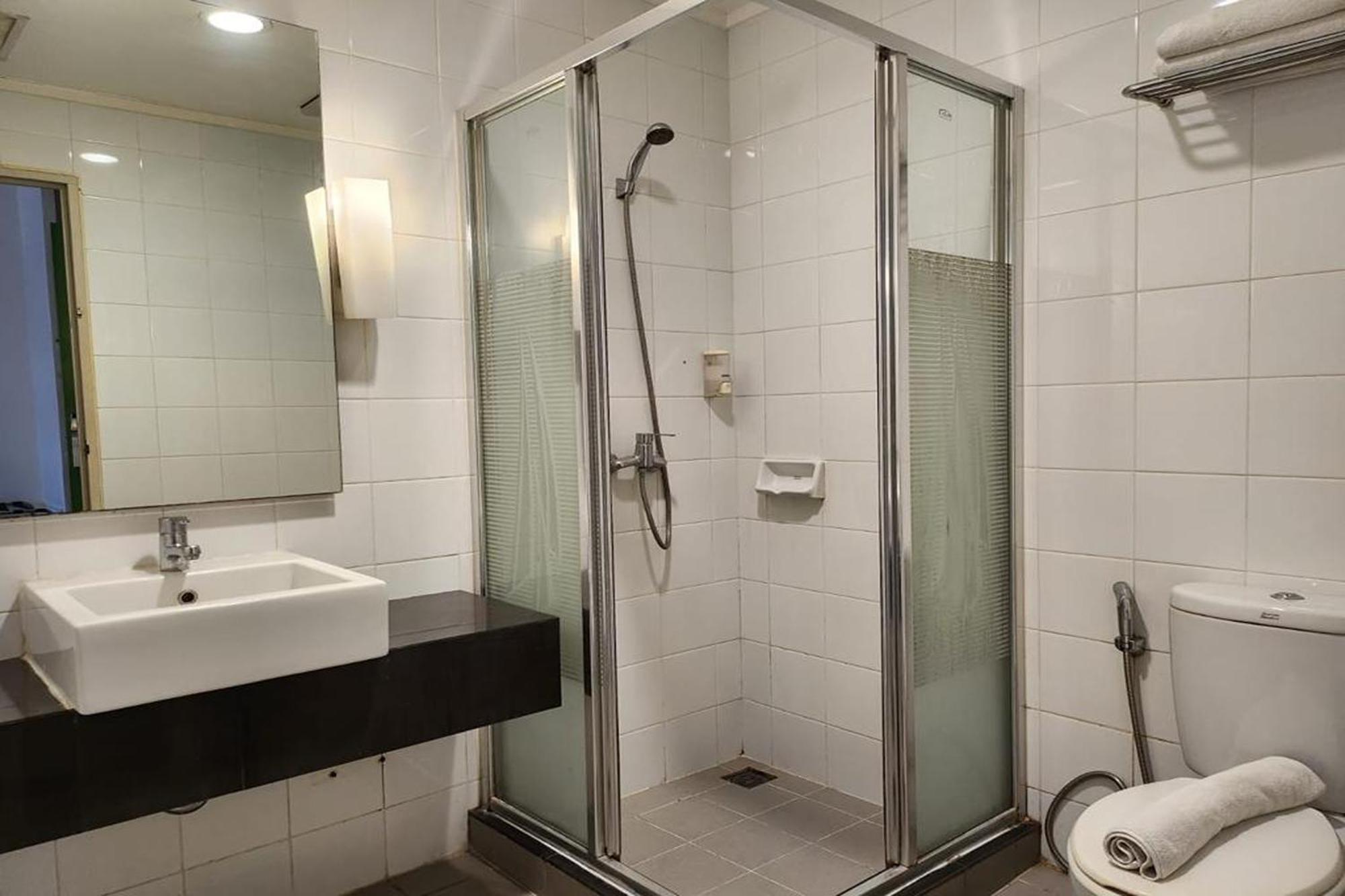 Hotel Glodok Plaza Джакарта Екстериор снимка
