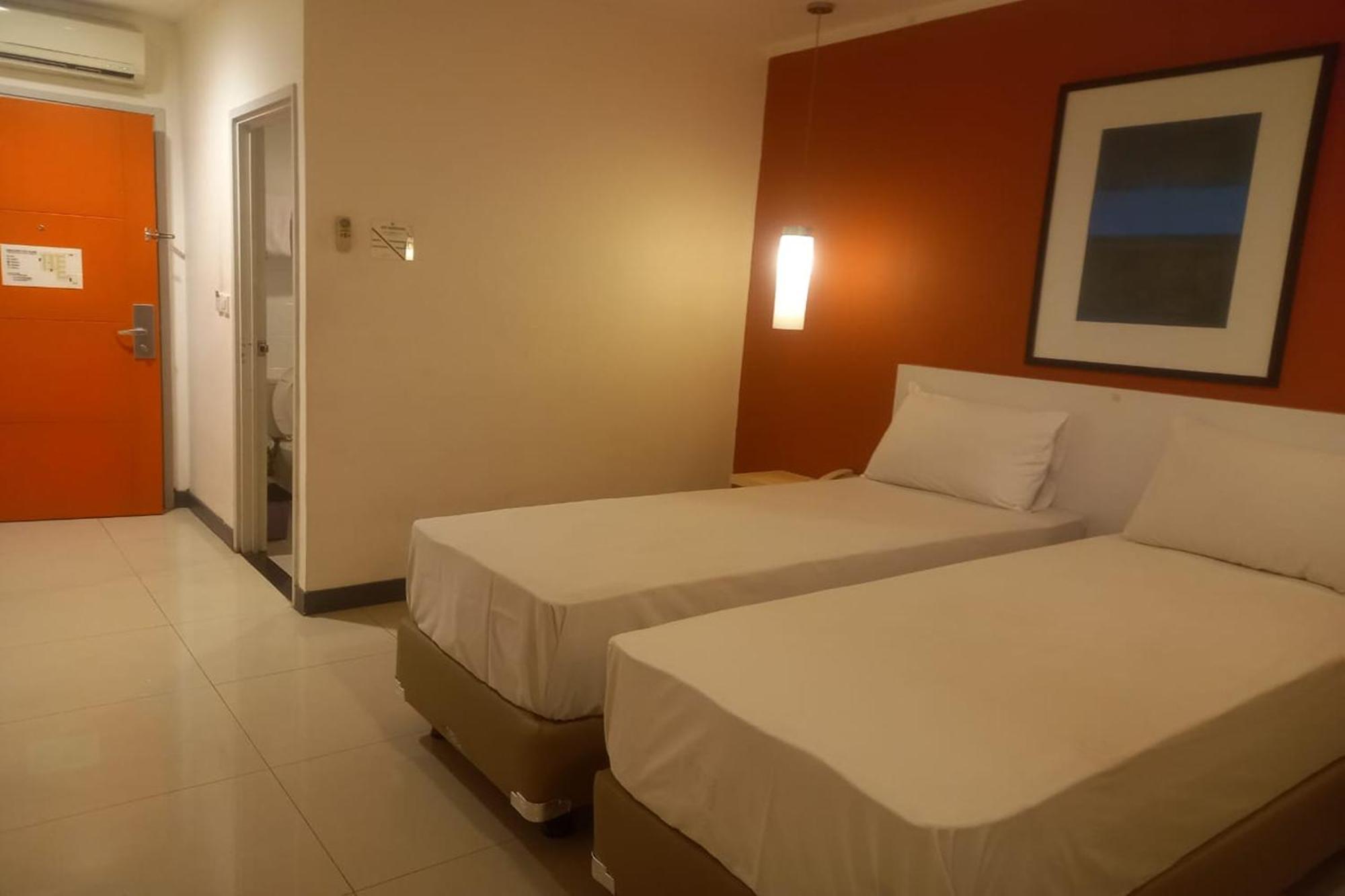 Hotel Glodok Plaza Джакарта Екстериор снимка