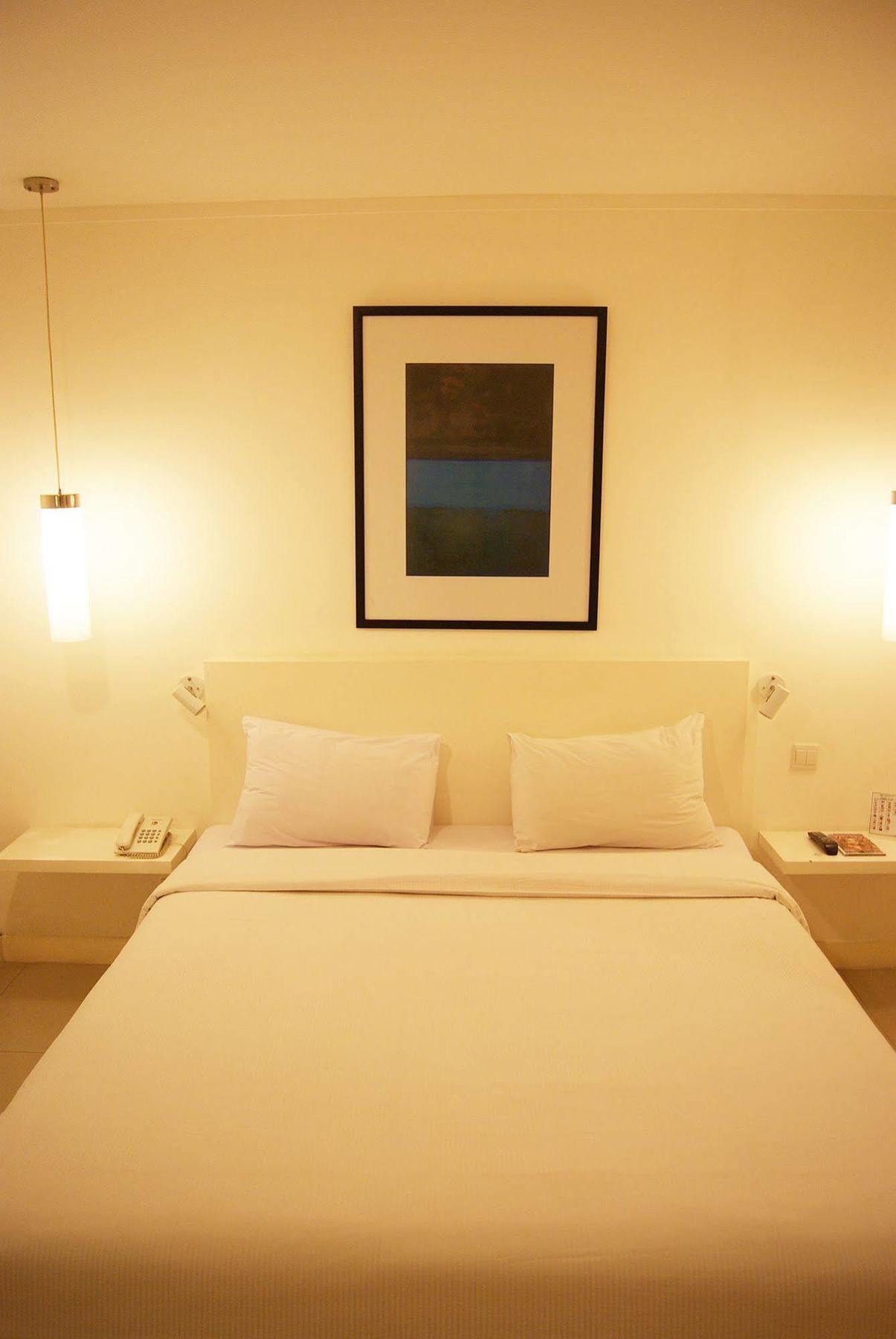 Hotel Glodok Plaza Джакарта Екстериор снимка